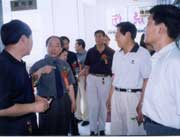 ���^��������������H�н�Մ